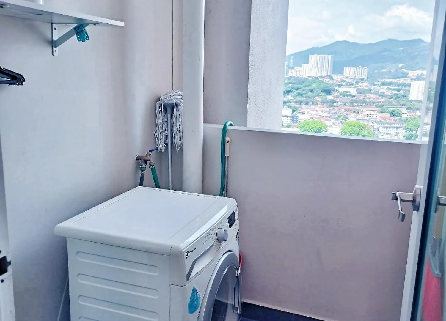 1Br Condo Straits Garden Suites Georgetown Penang 0*, George Town