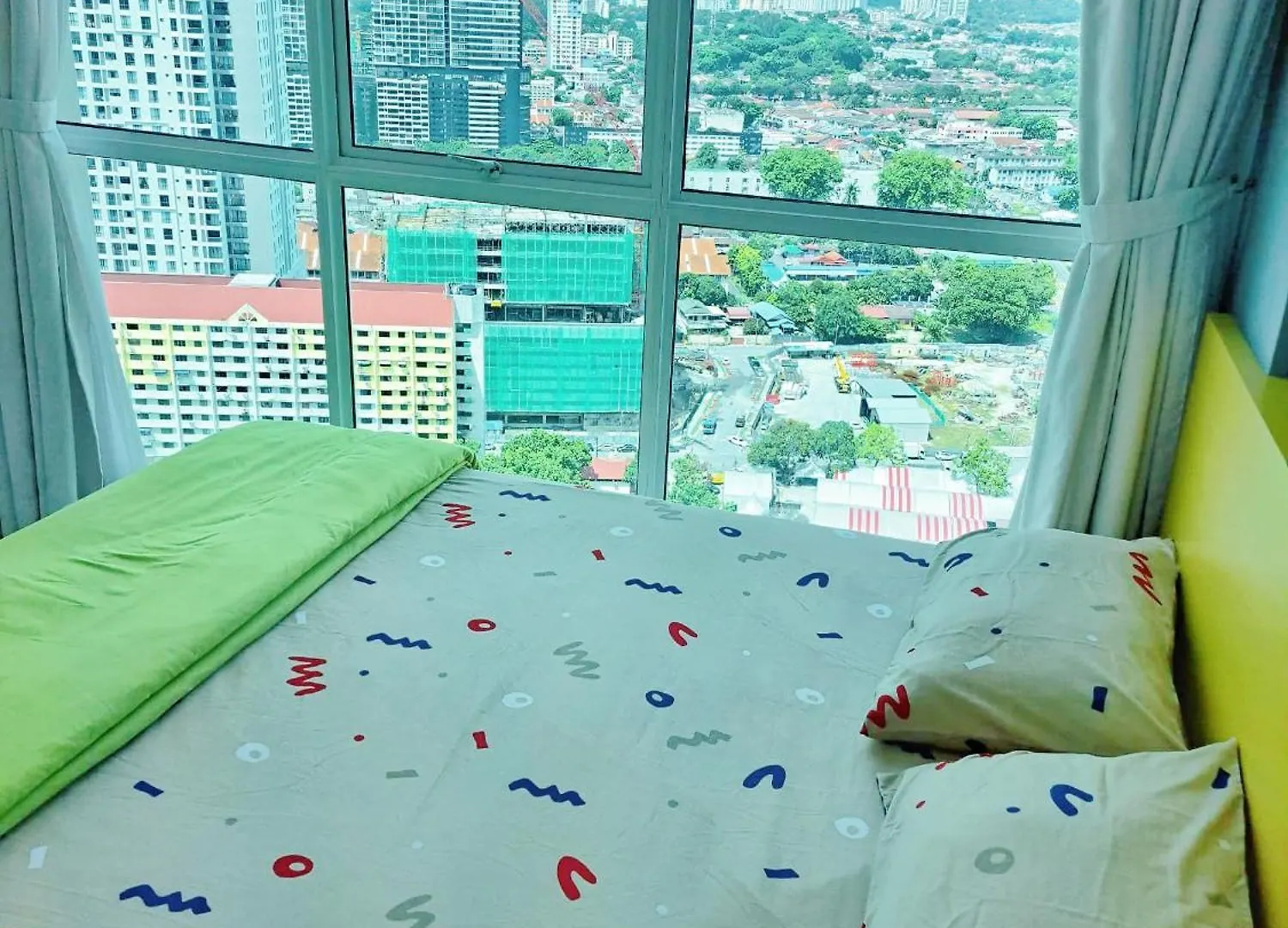 1Br Condo Straits Garden Suites Georgetown Penang